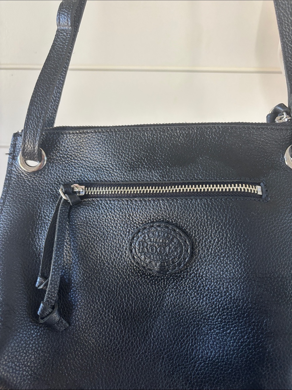 Roots Edie Bag Cervino, Pebbled Black Leather